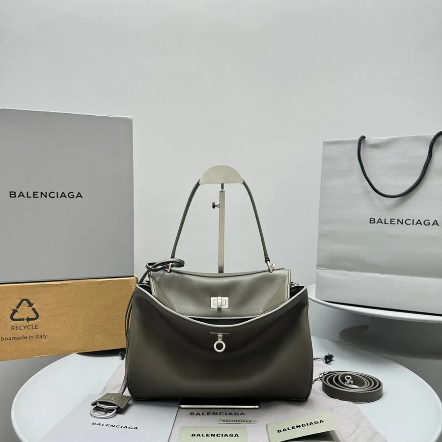 Rodeo Bucket Bag Casual Style, Soft and Relaxed