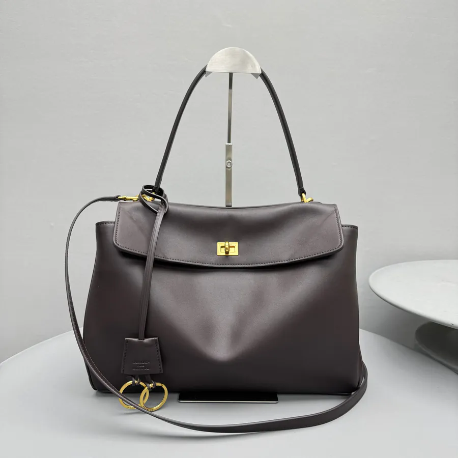 Rodeo Bucket Bag Mid Size Casual Style