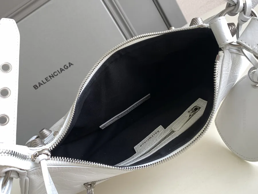 Large Rose Le Cagole Half Moon Bucket Bag