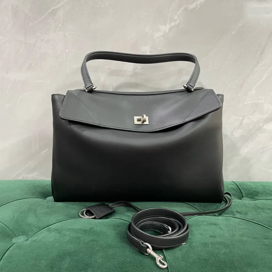 Baleciag Redeo Medium 35cm Black and Silver