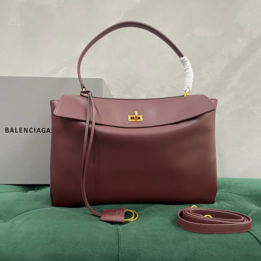 Baleciag Redeo Medium 35cm Grained Calfskin
