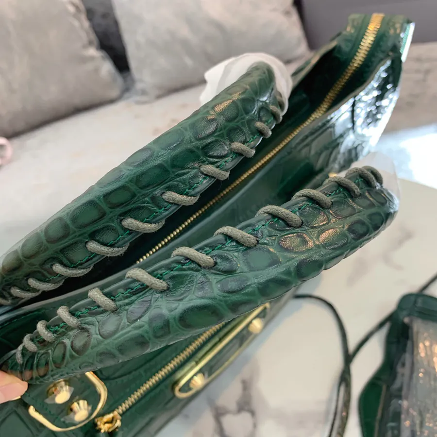 Paris Home Classic Motorcycle Bag