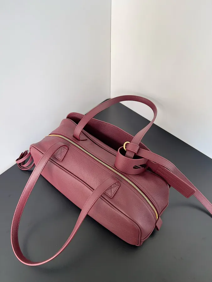 Balestra Carrée Bowling Collection