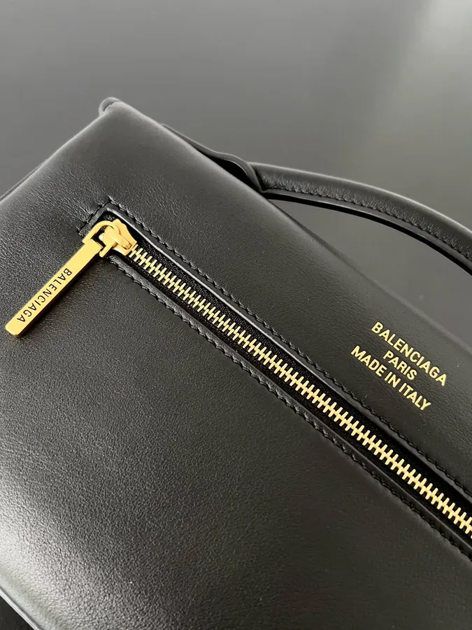 Baleancia Bel Air Clutch