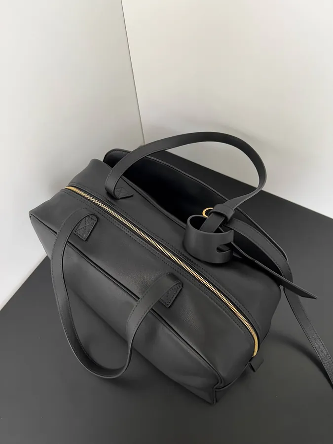 Balestra Carrée Bowling Collection Tote