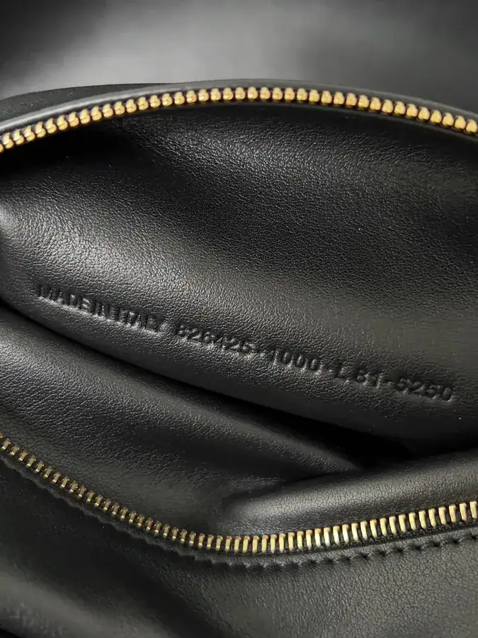 Balestra Carrée Bowling Collection Tote