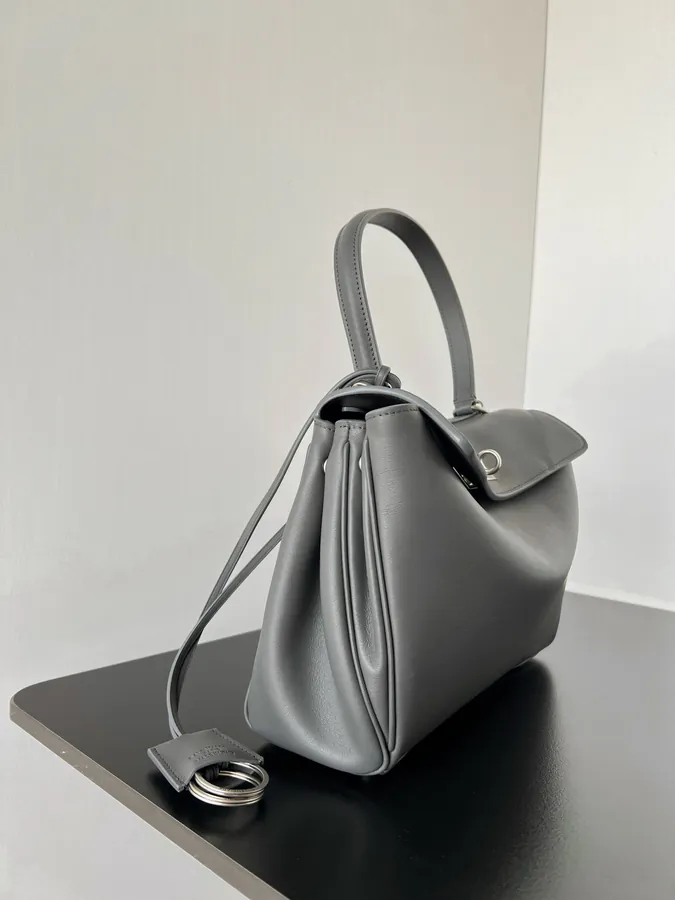 Baleancia Rodeo Oversized Bag with Chic Silhouette