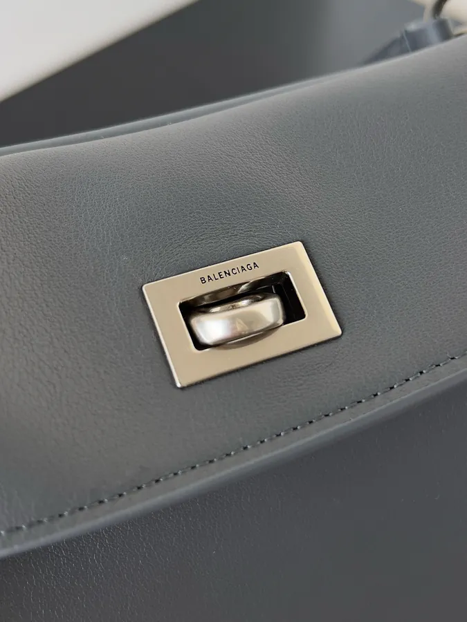 Baleancia Rodeo Oversized Bag with Chic Silhouette