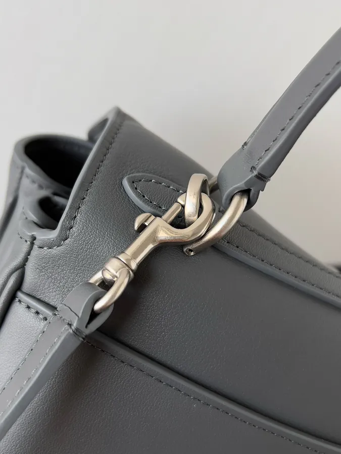Baleancia Rodeo Oversized Bag with Chic Silhouette