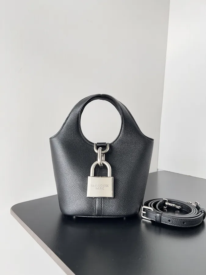 Balestra Lockers Travel Bag