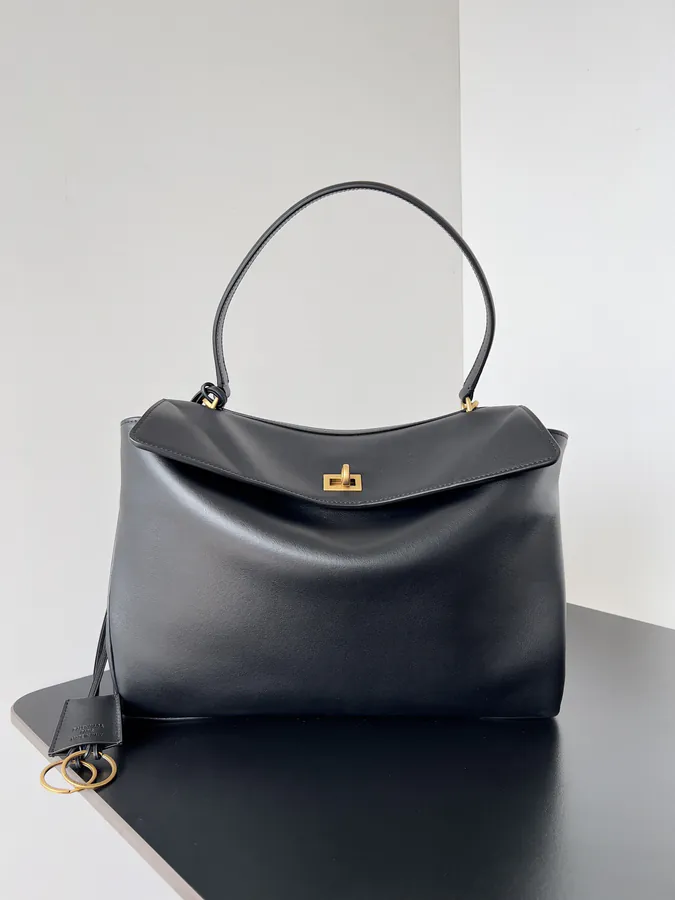 Baleenciaga Rodeo Oversized Bag with Elegance