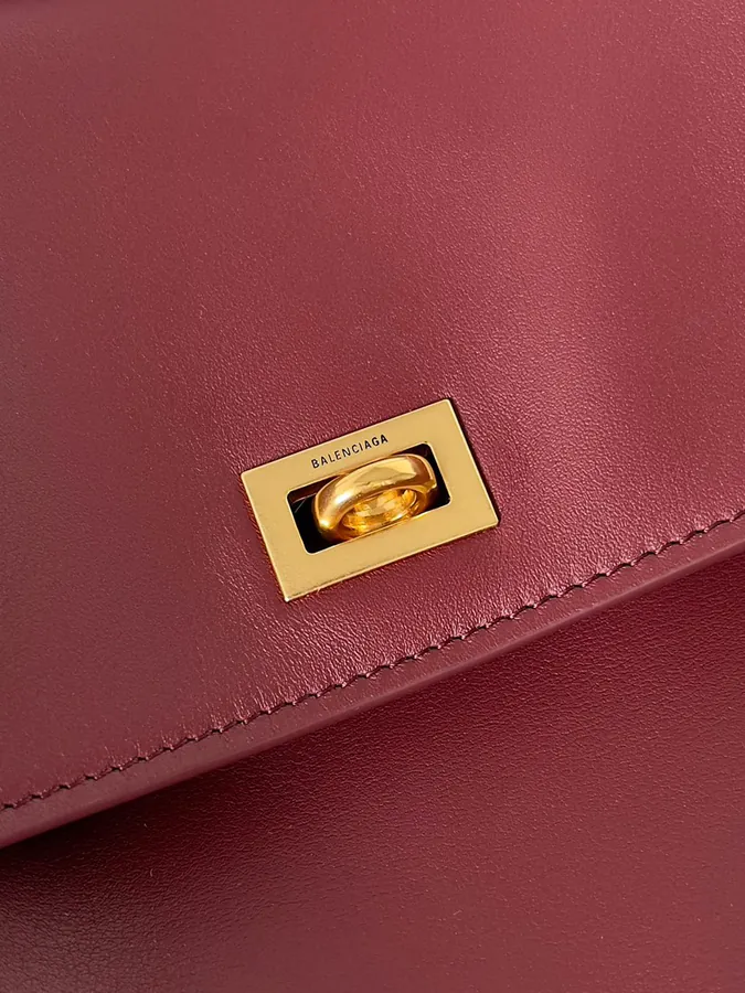 Baleancia Rodeo Oversized Bag with Chic Silhouette