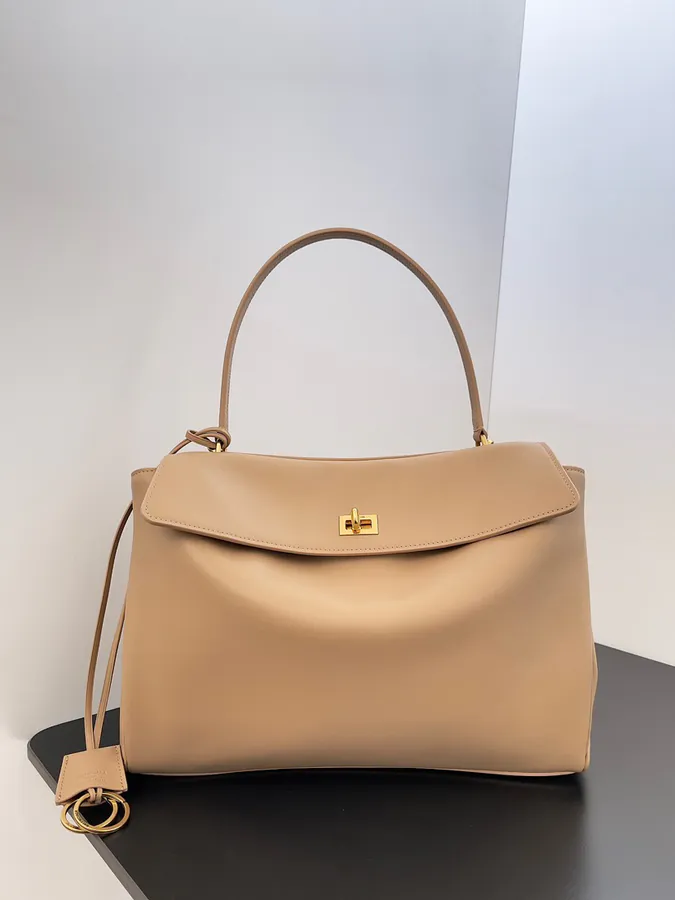 Baleancia Rodeo Oversized Bag with Chic Silhouette