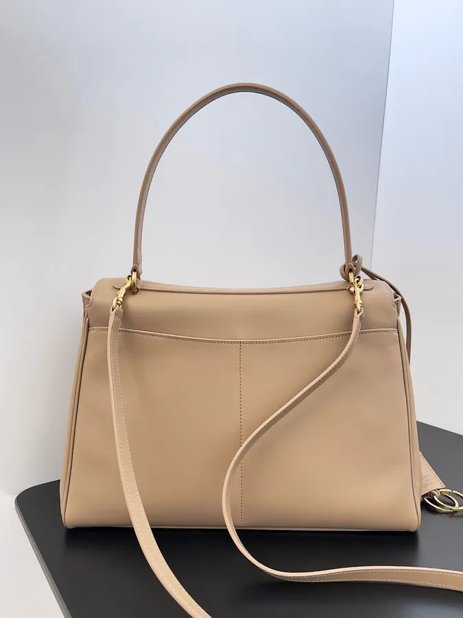Baleancia Rodeo Oversized Bag with Chic Silhouette