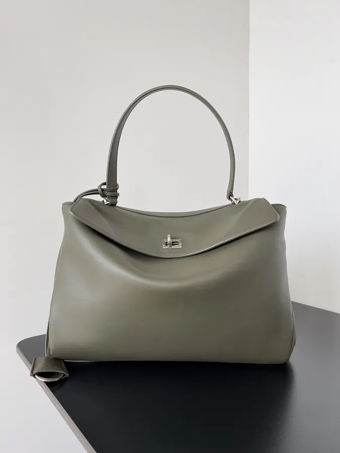 Baleancia Rodeo Oversized Bag with Chic Silhouette