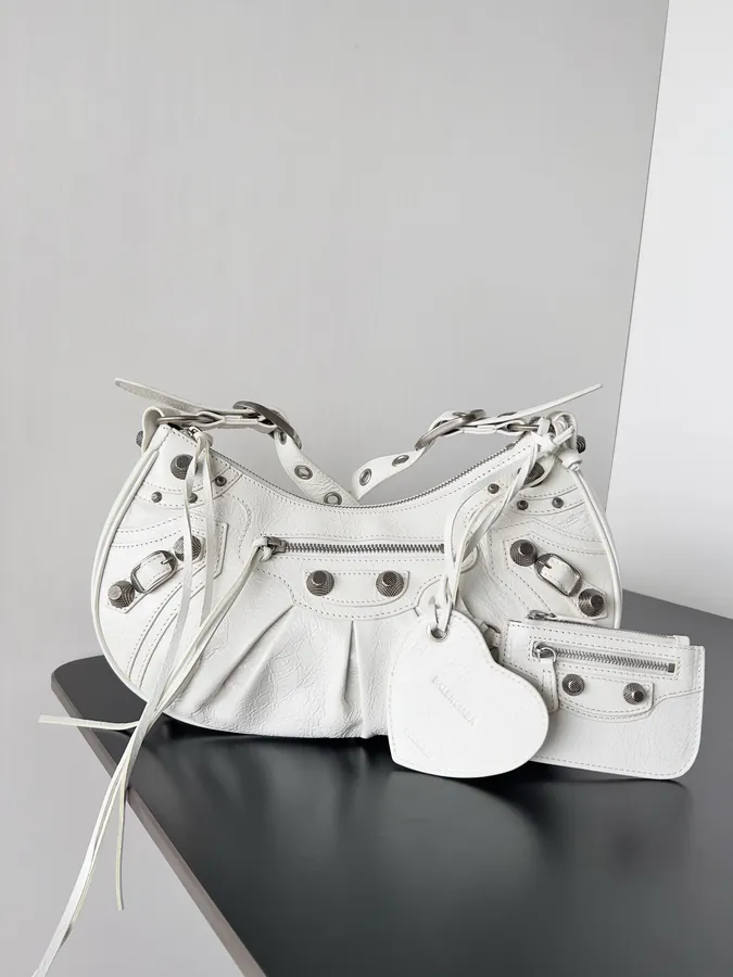 Balenciaga Le Cagole Bucket Bag with Vintage Style