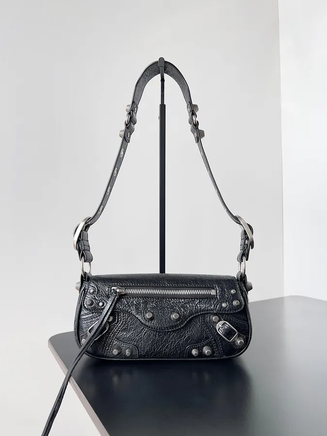 Spring 24 · Le Cagole Sling Bag