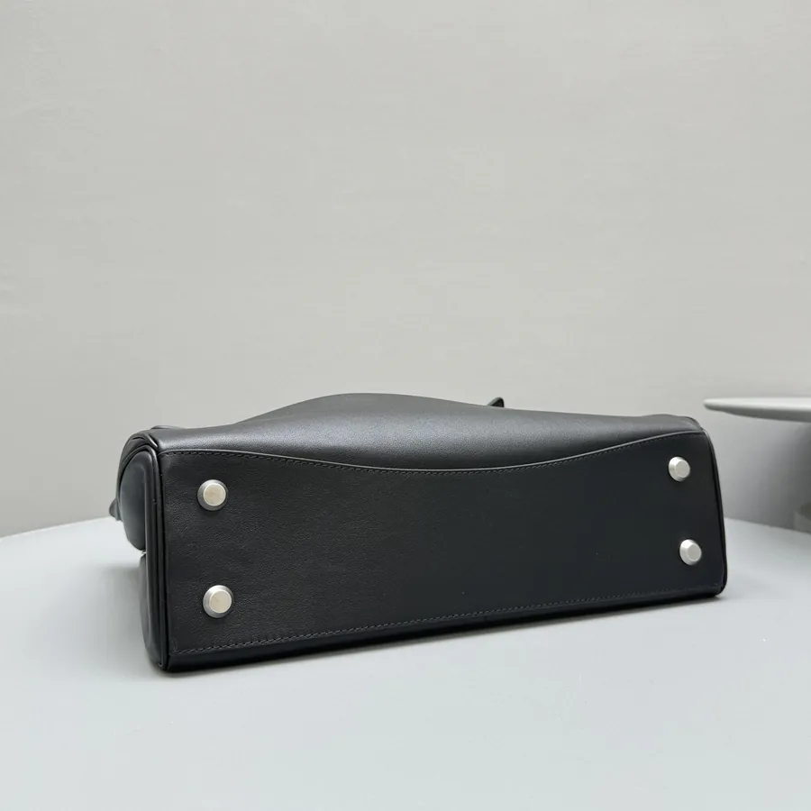 Baleancia Rodeo Stylish and Versatile Handbag