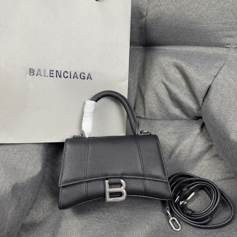 Balenciaga Hourglass Sandbag Black Grained Calfskin