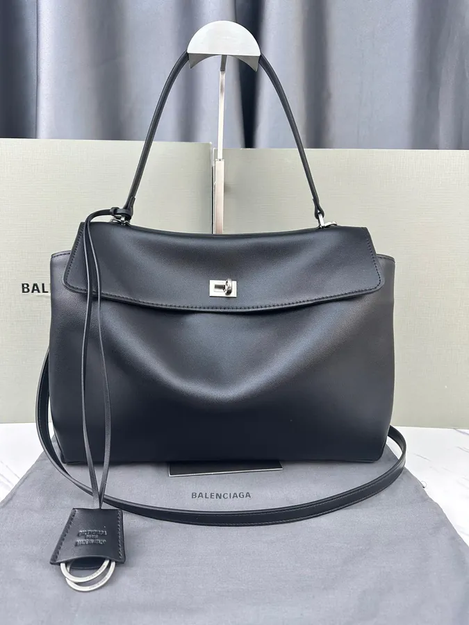 Baleanciağa Rodeo Stylish Bucket Bag
