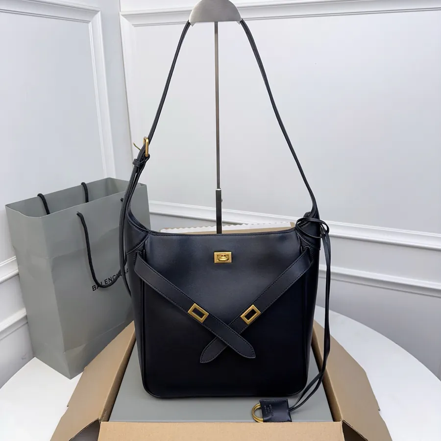 BaleNCIaga Bel Air Hobo