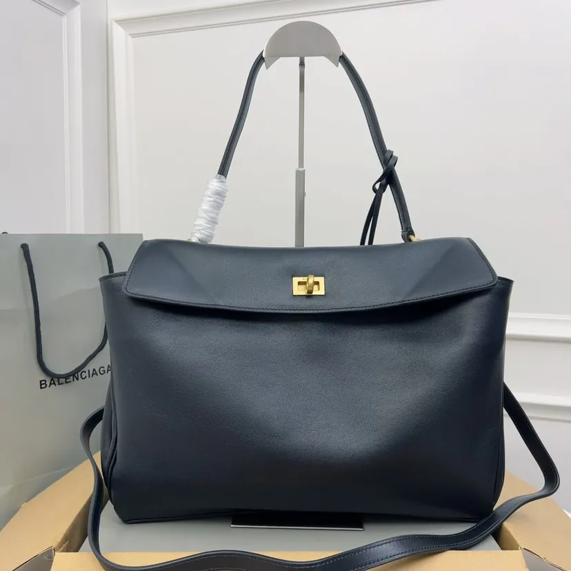 Baleanciağa Rodeo Bag A New Style, Effortless Elegance
