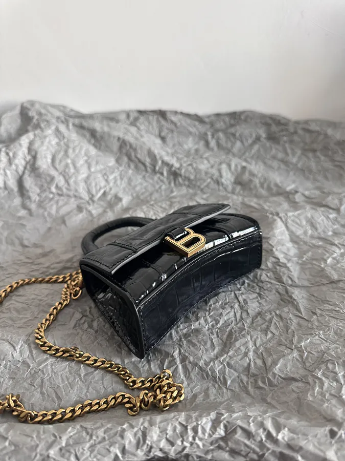 Baleenchiag* Sand Timer Bag | Mini Crocodile Skin Lip Bag