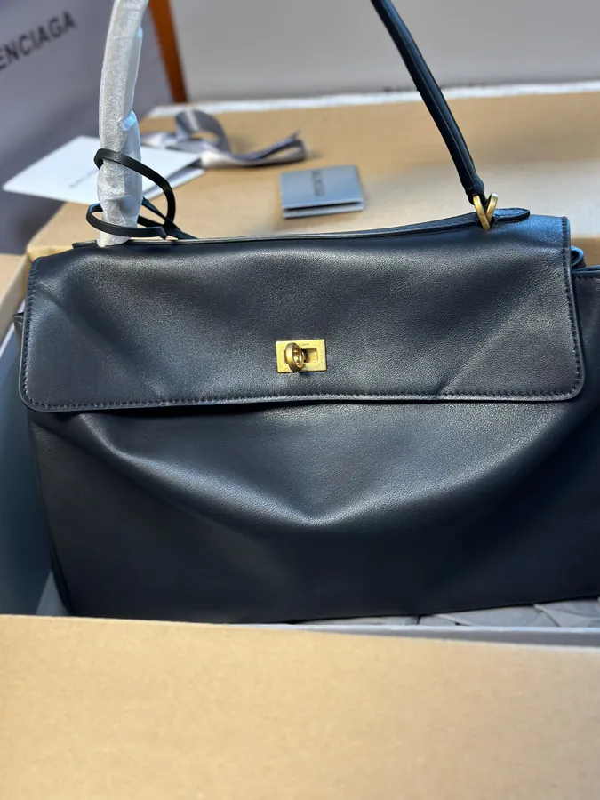 Balenciaga New Medium Bag