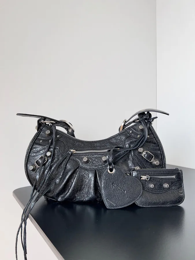 Balenciaga Le Cagole Bucket Bag with Vintage and Modern Design