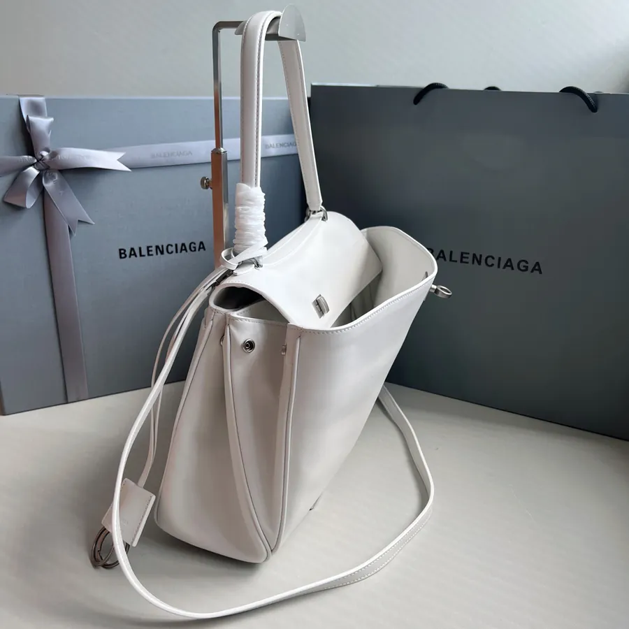 Baleenca Rodeo Stylish Motorcycle Bag with Luxury Materials