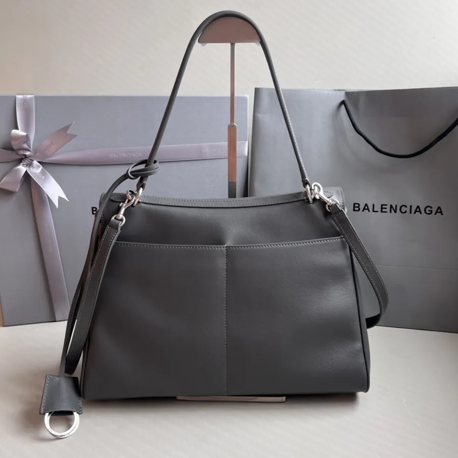 Baleenica Rodeo Bucket Bag with Premium Materials