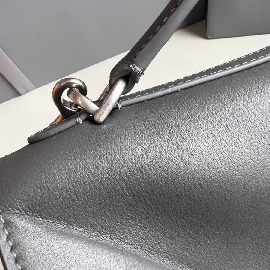 Baleenica Rodeo Bucket Bag with Premium Materials