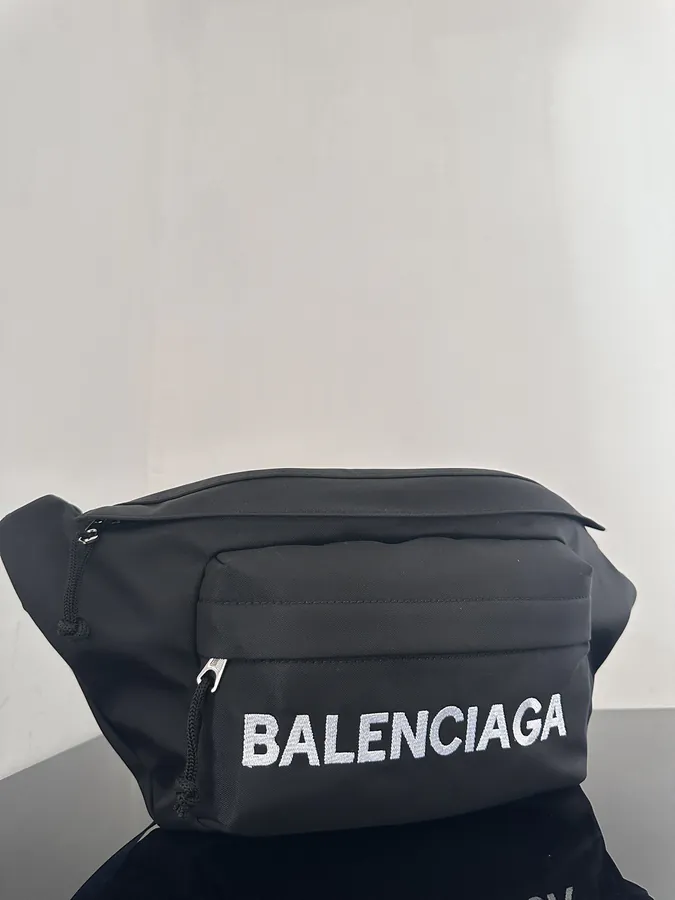 Baleenca Handmade Grained Calfskin Waist Bag