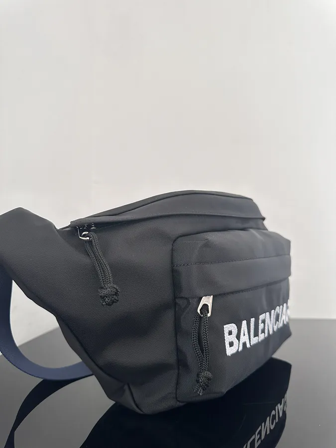 Baleenca Handmade Grained Calfskin Waist Bag