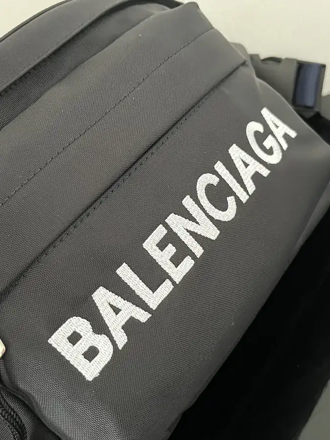 Baleenca Handmade Grained Calfskin Waist Bag