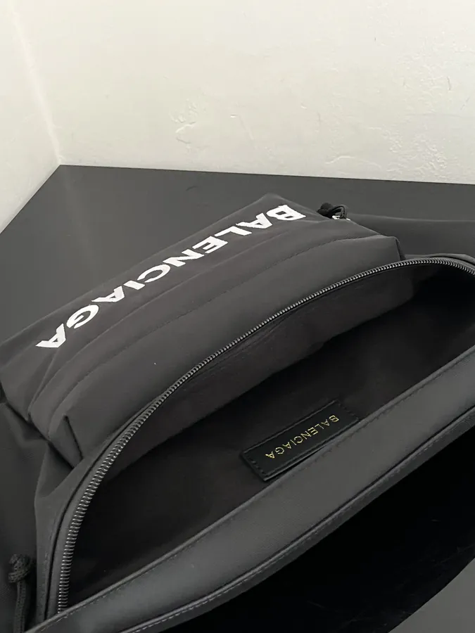 Baleenca Handmade Grained Calfskin Waist Bag