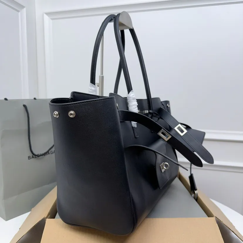 BaleNCIaga Bel Air M码中号