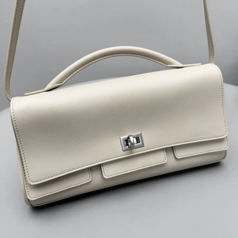 New Color + Plain Powder White B Brand Handbag