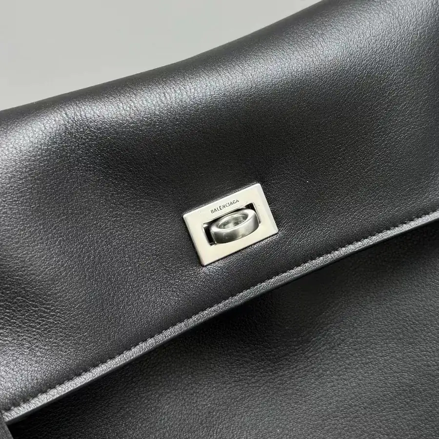 B家 Rodeo 3 Sizes, Casual Style, Grained Calfskin