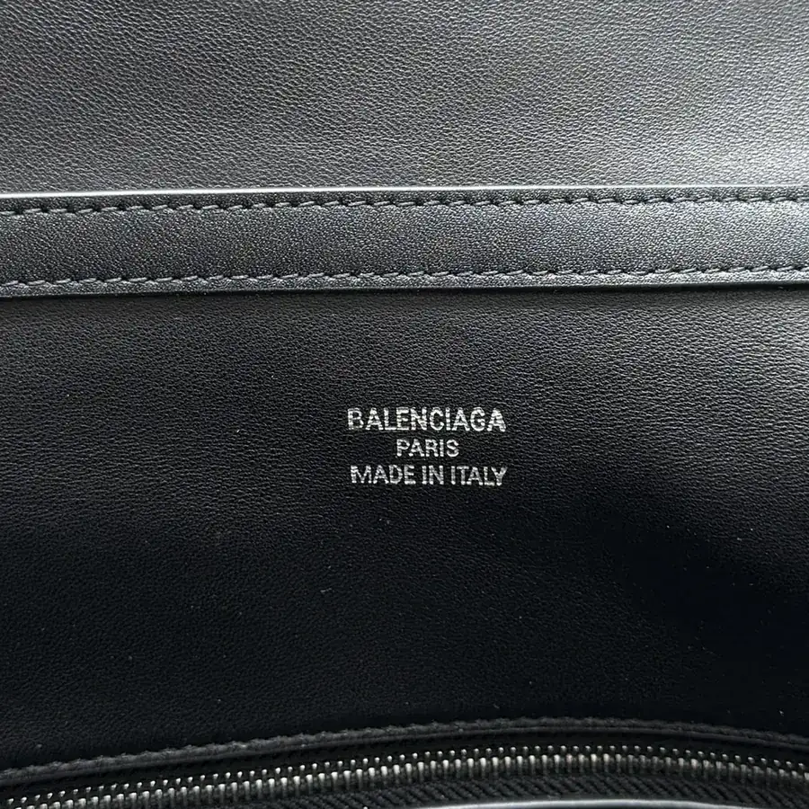 B家 Rodeo 3 Sizes, Casual Style, Grained Calfskin