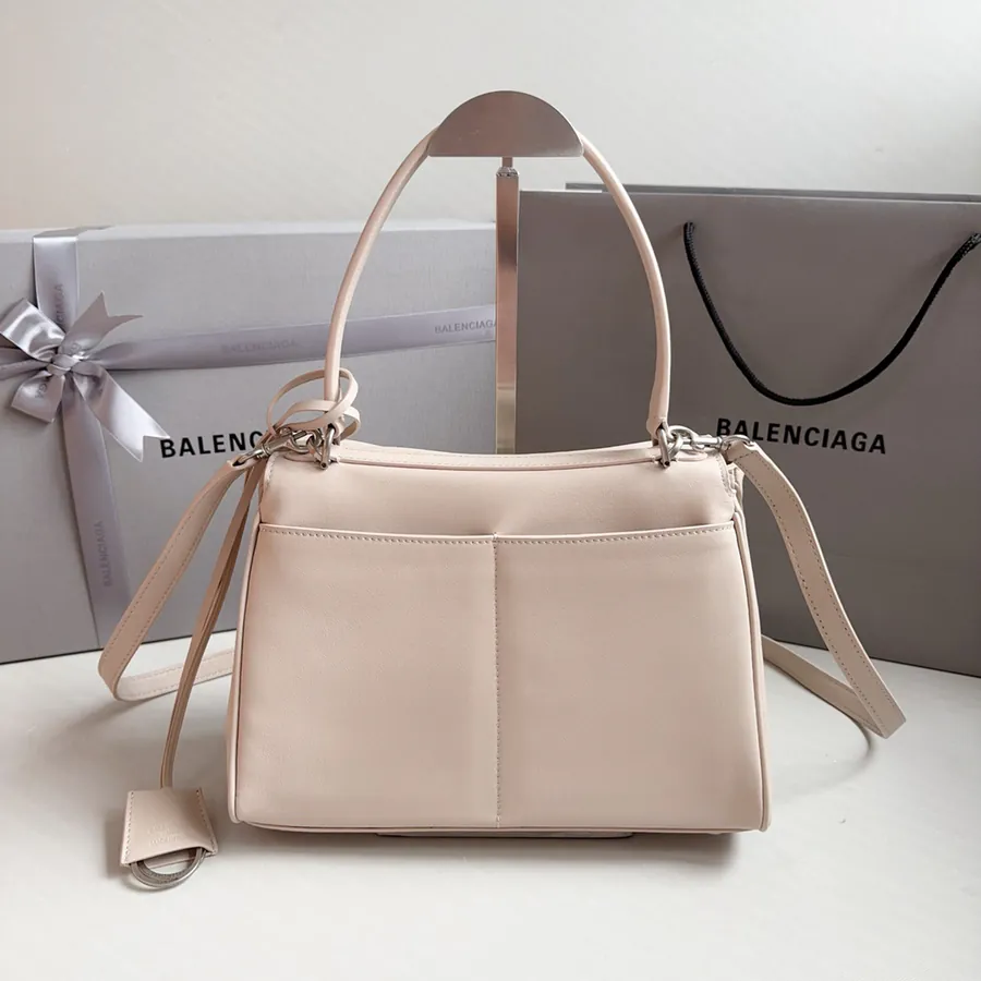 Baleenica Rodeo Bucket Bag with Vintage Style