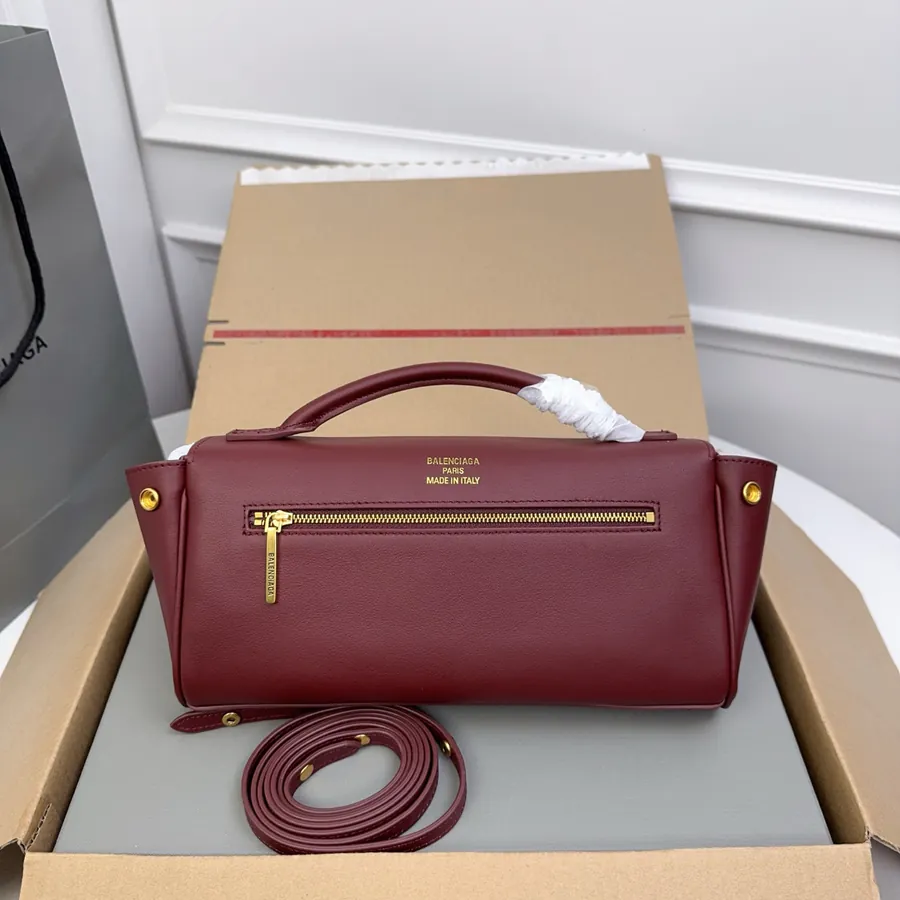 BaleNCIaga Bel Air Clutch with Detachable Strap