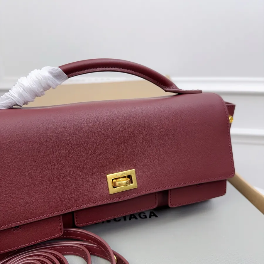 BaleNCIaga Bel Air Clutch with Detachable Strap
