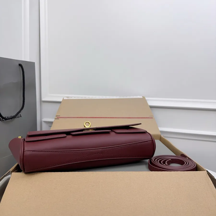 BaleNCIaga Bel Air Clutch with Detachable Strap