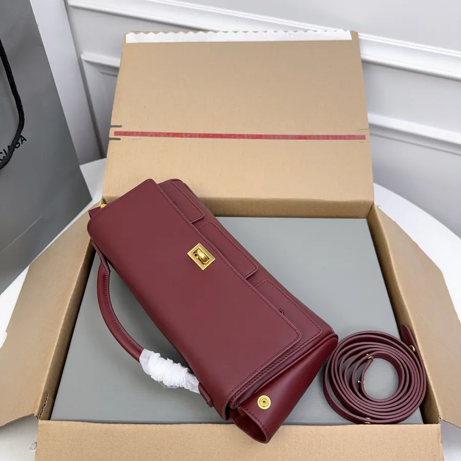 BaleNCIaga Bel Air Clutch with Detachable Strap