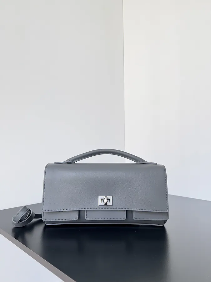 Baleancia Bel Air Clutch