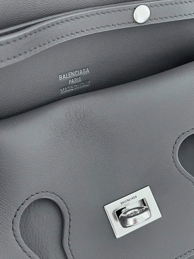 Baleancia Bel Air Clutch