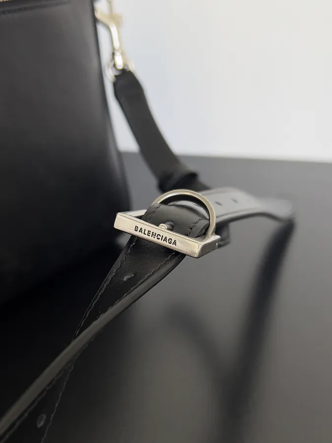 BaleNCIaga Bel Air Zip Mail Bag