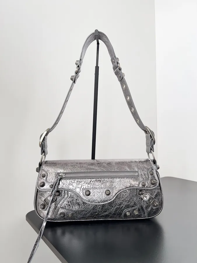 Le Cagole Sling Bag Spring 24 · Practical Everyday Style
