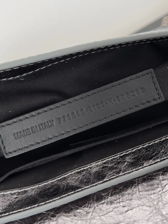 Le Cagole Sling Bag Spring 24 · Practical Everyday Style